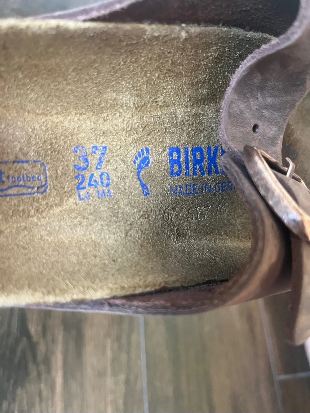 BIRKENSTOCK Arizona Leather Soft Footbed Sandals